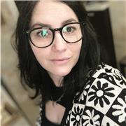 Insegnante di italiano con laurea in psicologia, offre lezioni personalizzate per studenti di scuola superiore e non, a Pomezia